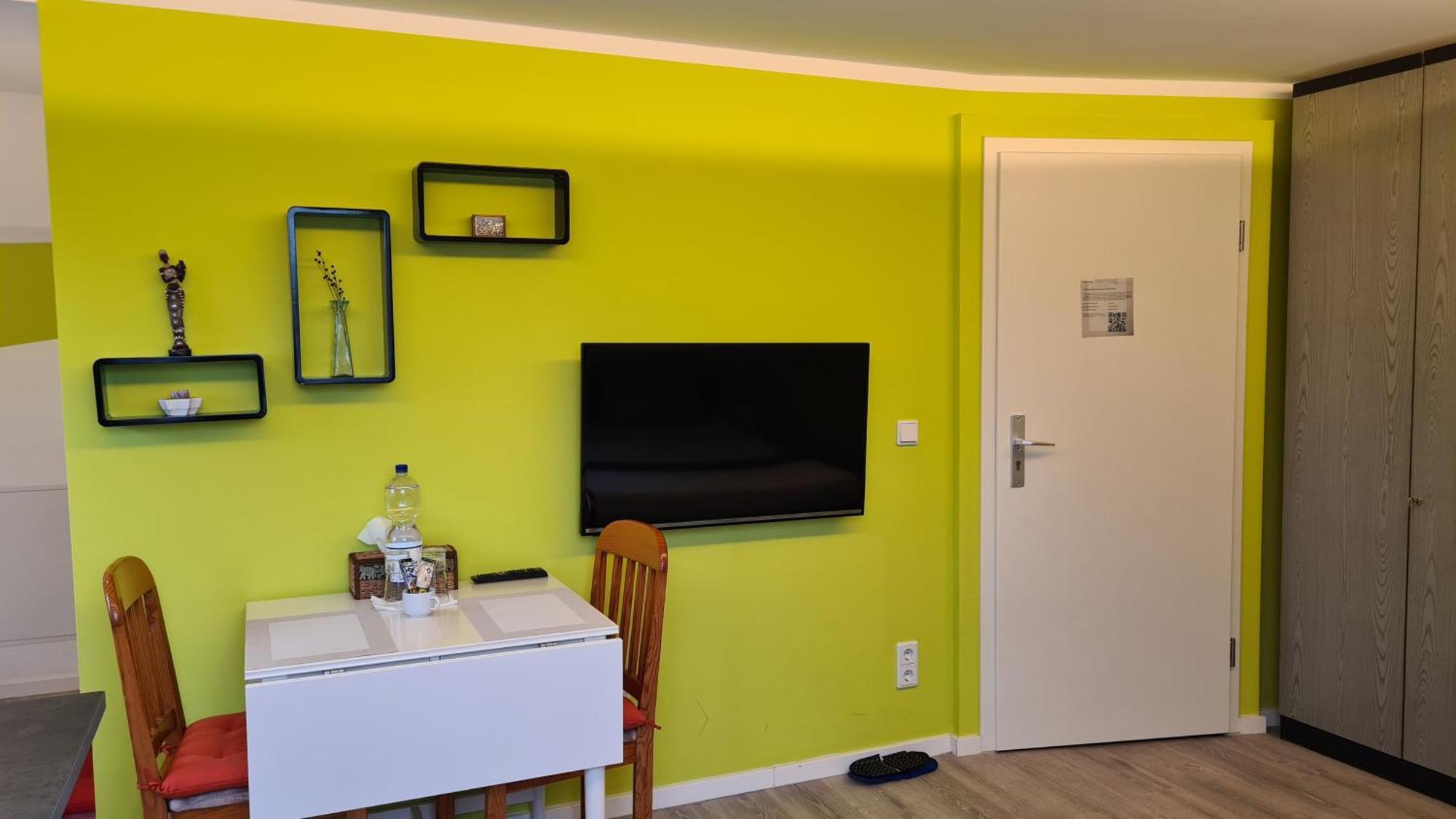 Helles In Berlin-mariendorf Apartamento Berlín